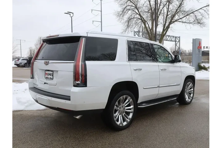 $22977 : Cadillac Escalade 2017 4x4 P image 9