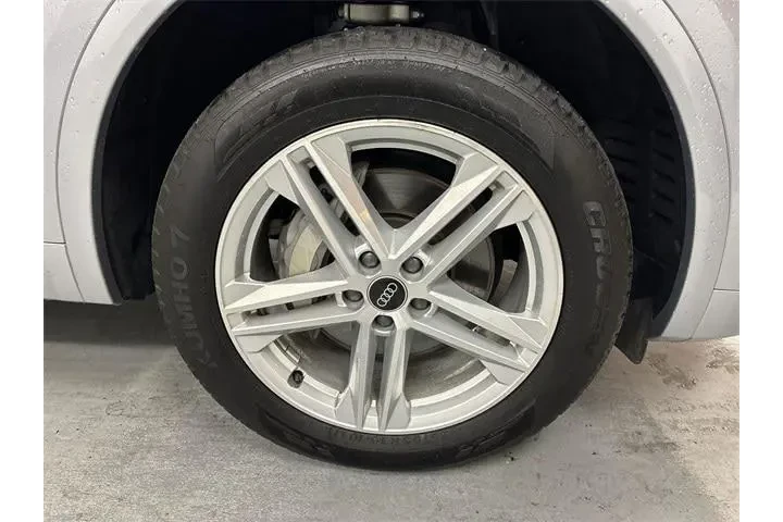 $36200 : Audi Q5 2024 AWD e quattro S image 2