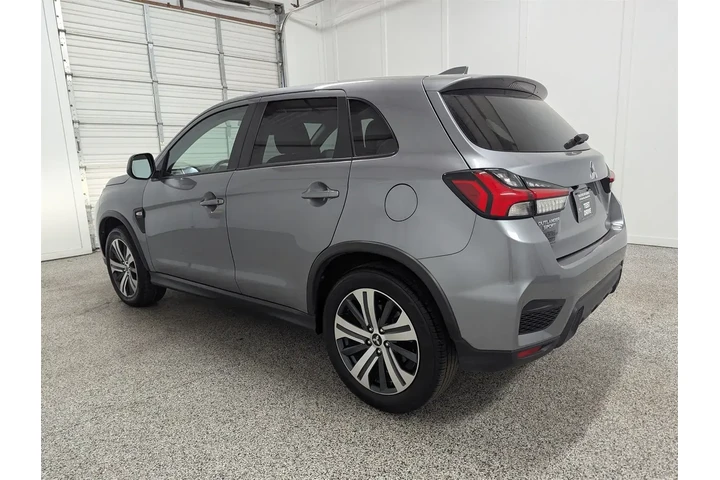 $21997 : Mitsubishi Outlander Sport 2 image 4