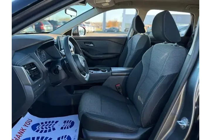 $16500 : Nissan Rogue 2021 AWD SV 4dr image 2