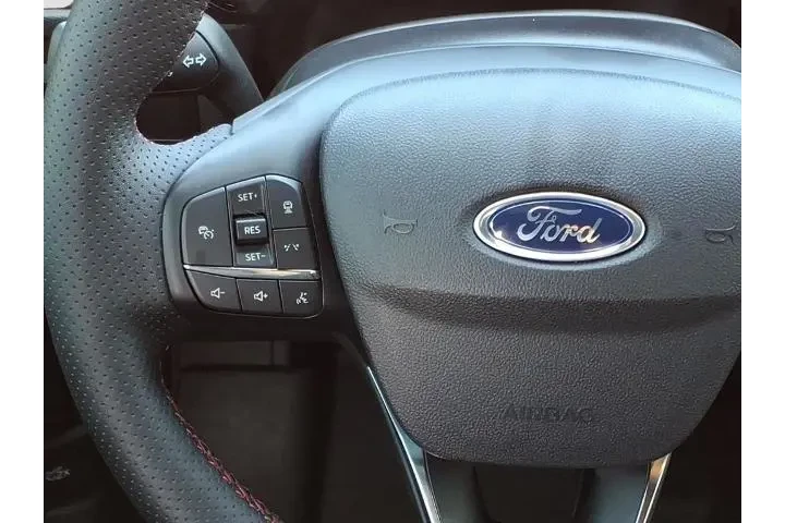 $27370 : Ford Escape 2026 ST-Line 4dr image 10