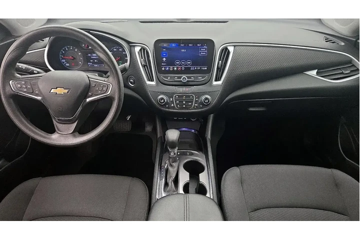 $18998 : Chevrolet Malibu 2023 LT 4dr image 9