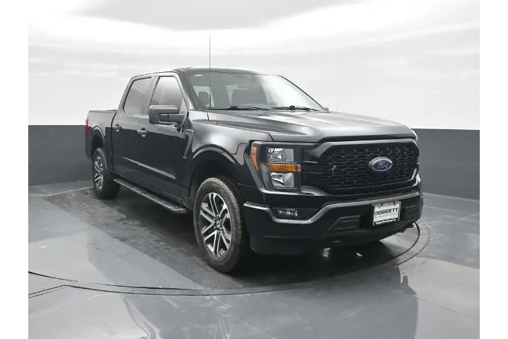 $36856 : Ford F-150 2023 4x4 XLT 4dr image 8