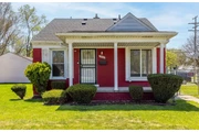 $900 : Nestled in a quiet friendly St thumbnail