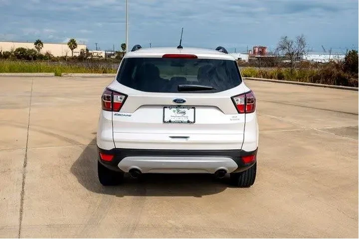 $9872 : Ford Escape 2018 SE 4dr SUV image 3