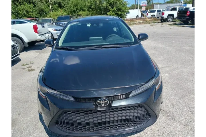 $16500 : 2021 Corolla LE image 3