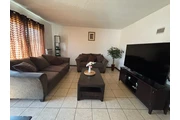 $2300 : HUNTINGTON PARK RENTO APTO. thumbnail