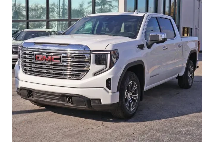 $39990 : GMC Sierra 1500 2025 4x2 SLT image 6