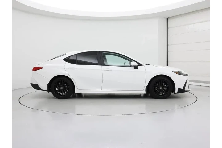 $31998 : Toyota Camry 2025 SE 4dr Sed image 7
