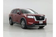 Nissan Pathfinder 2023 SL 4d