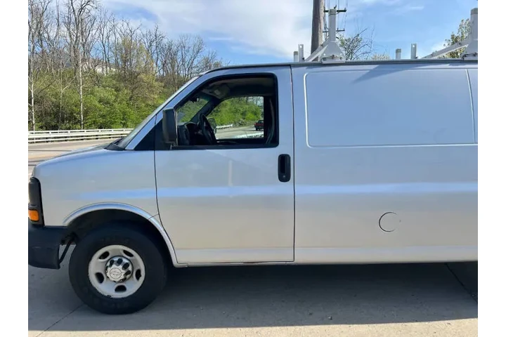 $11500 : 2014 Express 2500 image 10
