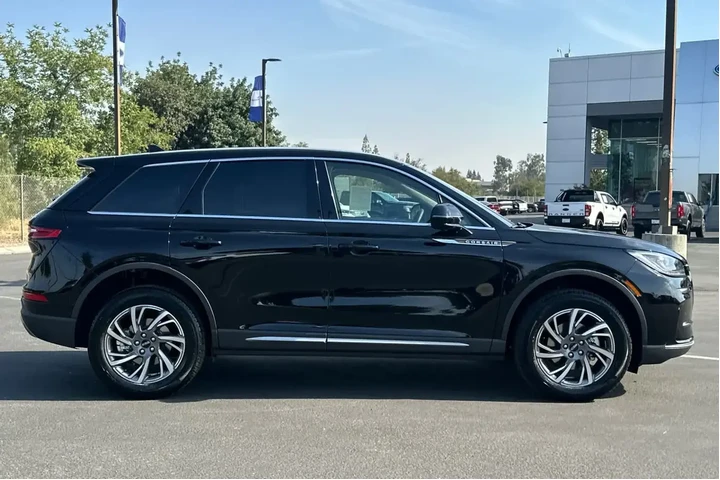 $38000 : Lincoln Corsair 2025 Premier image 8