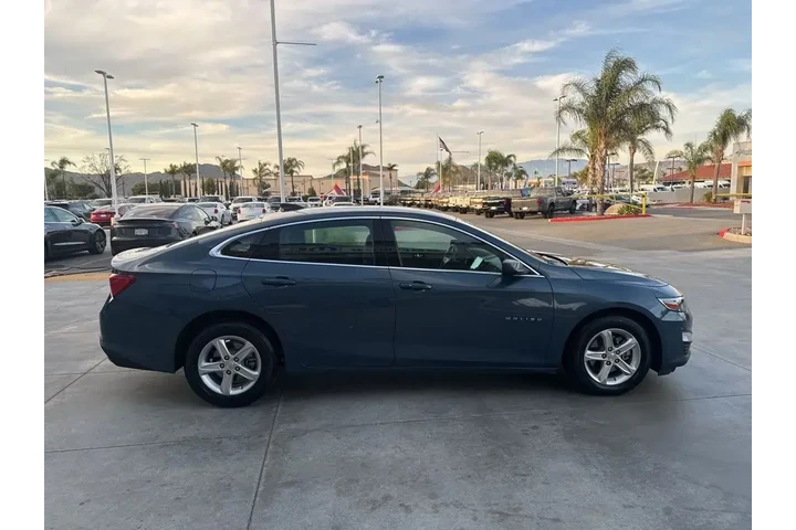 $16998 : Chevrolet Malibu 2024 LS Fle image 9