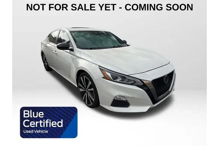 $21344 : Nissan Altima 2022 2.0 SR 4d image 1