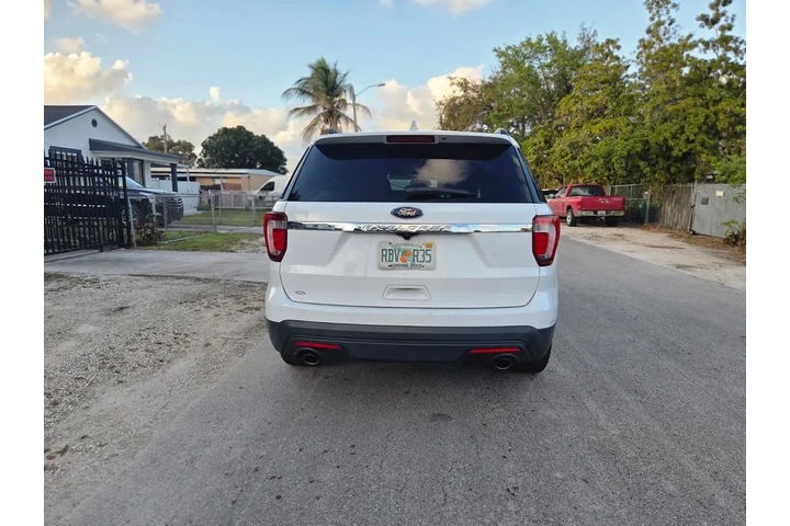 $7300 : Ford Explorer 2017 image 7