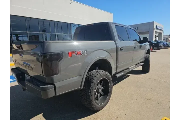 $34308 : Ford F-150 2020 4x4 Platinum image 2