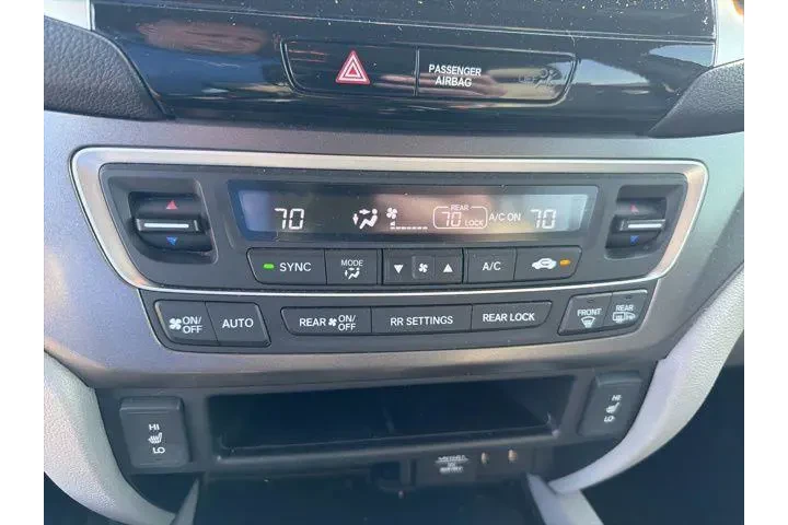 $19992 : Honda Pilot 2018 AWD EX-L 4d image 10