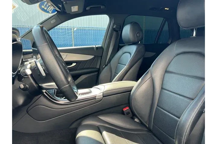 $30994 : Mercedes-Benz GLC 2022 GLC 3 image 10