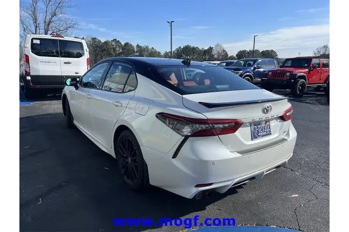 $28695 : Toyota Camry 2024 XSE 4dr Se image 2