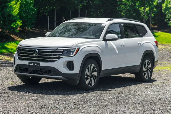 $25595 : Volkswagen Atlas 2024 AWD SE image 1