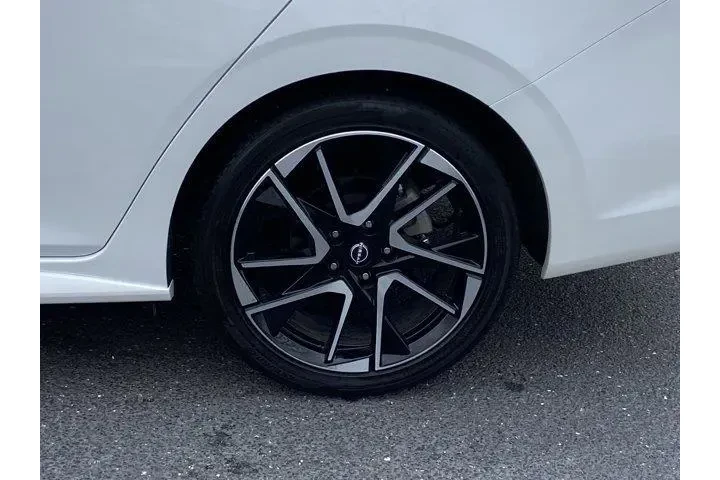 $19232 : Nissan Sentra 2025 SR 4dr Se image 9