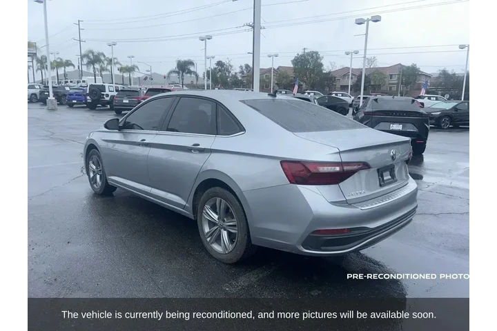 $17795 : Volkswagen Jetta 2024 SE 4dr image 6