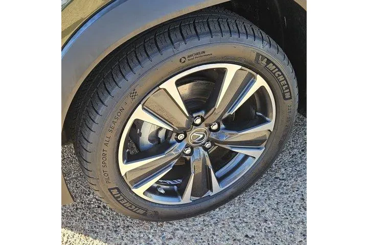 $27888 : Lexus UX 250h 2020 AWD 4dr C image 9