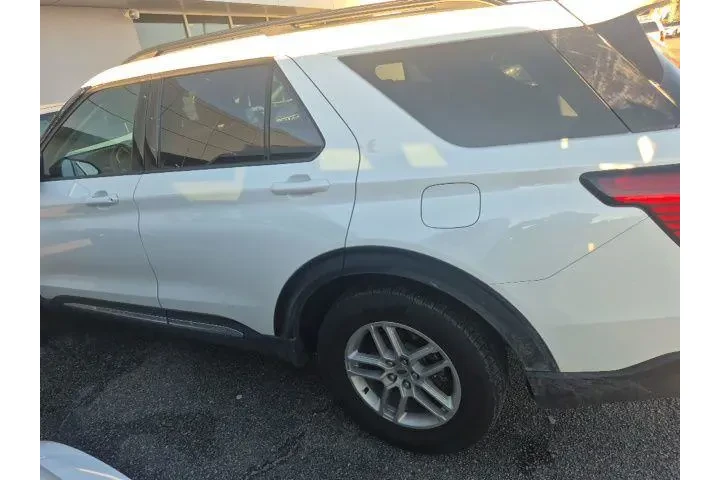 $34900 : Ford Explorer 2025 Active 4d image 6
