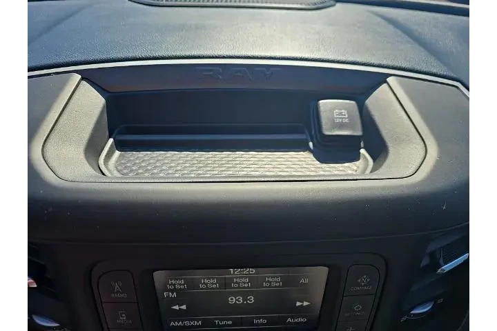 $35427 : Ram 1500 2024 4x4 Tradesman image 9