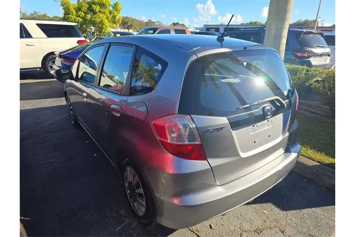 $3990 : Honda Fit 2009 Base 4dr Hatc image 4
