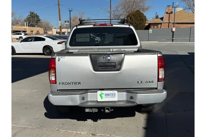 2007 Frontier LE Crew Cab 4WD image 6