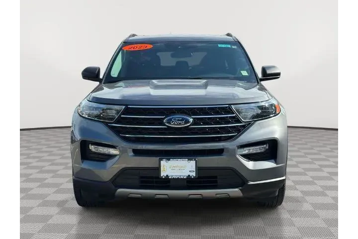 $29360 : Ford Explorer 2023 AWD XLT 4 image 2