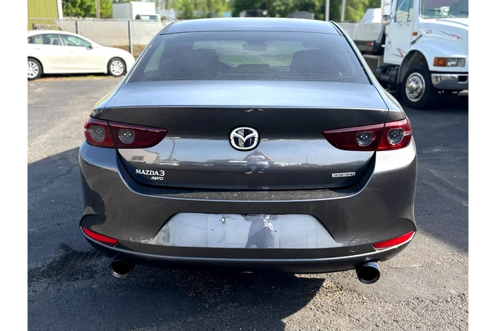 $15995 : 2019 MAZDA3 image 3