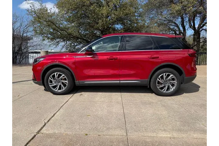 $31980 : Lincoln Corsair 2024 Premier image 2