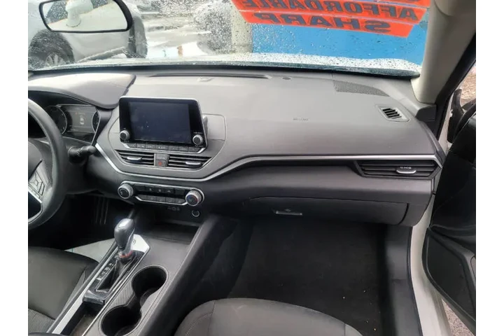 $18999 : 2020 Altima 2.5 S image 10