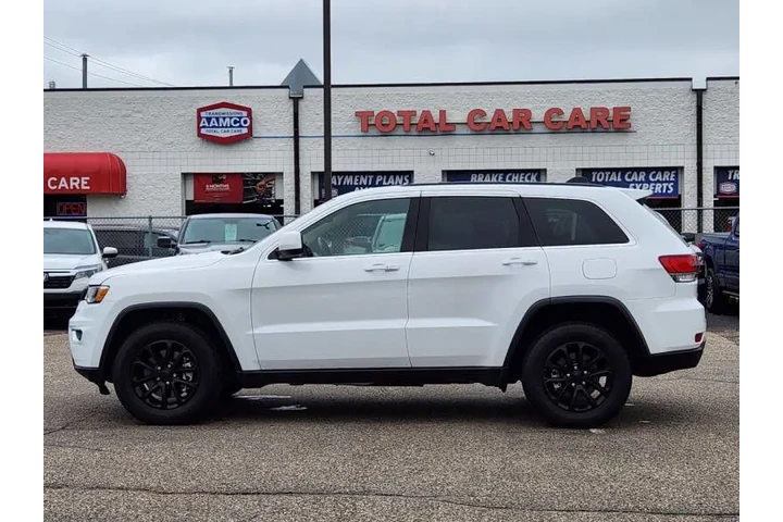 $22975 : 2022 Grand Cherokee WK Laredo image 3