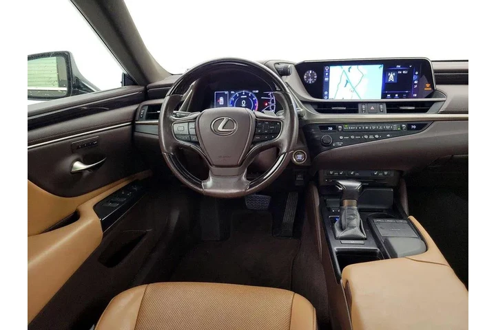 $27998 : Lexus ES 350 2019 F SPORT 4d image 10