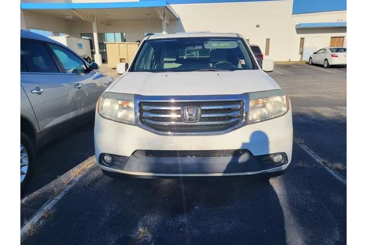 Honda Pilot 2015 SE 4dr SUV image 2