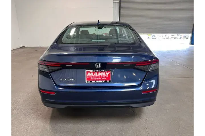 $25752 : Honda Accord 2024 EX 4dr Sed image 4