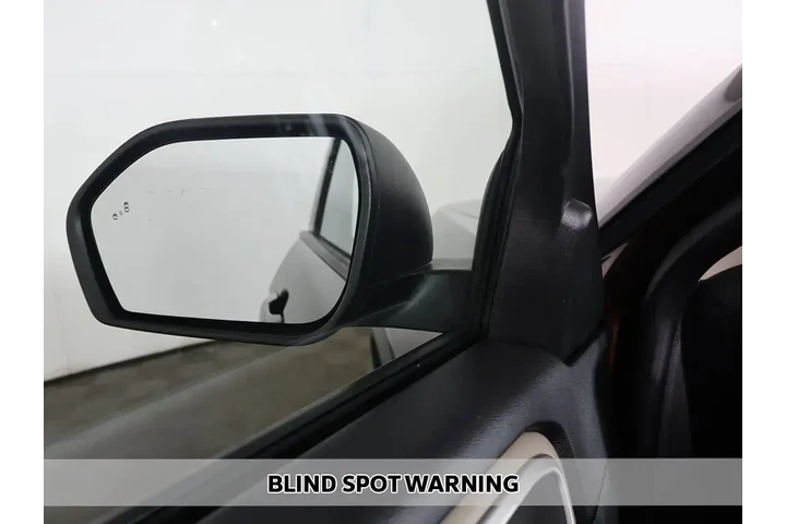 $19699 : Ford Explorer 2020 AWD XLT 4 image 6