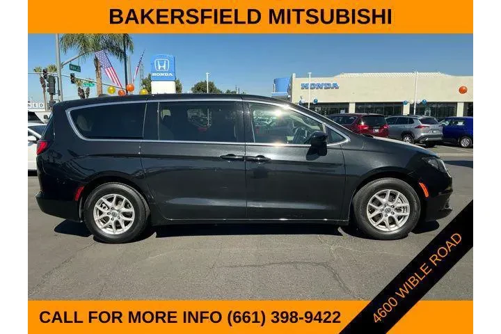 $20699 : Chrysler Voyager 2022 LX 4dr image 2