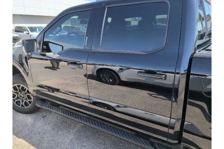 $34749 : Ford F-150 2021 4x4 XLT 4dr image 9