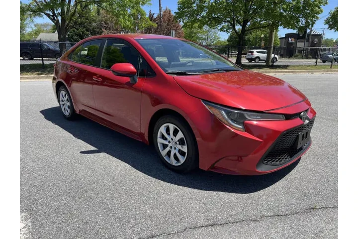 $11900 : 2020 Corolla LE image 5