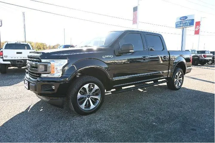 $15823 : Ford F-150 2018 4x2 XLT 4dr image 7