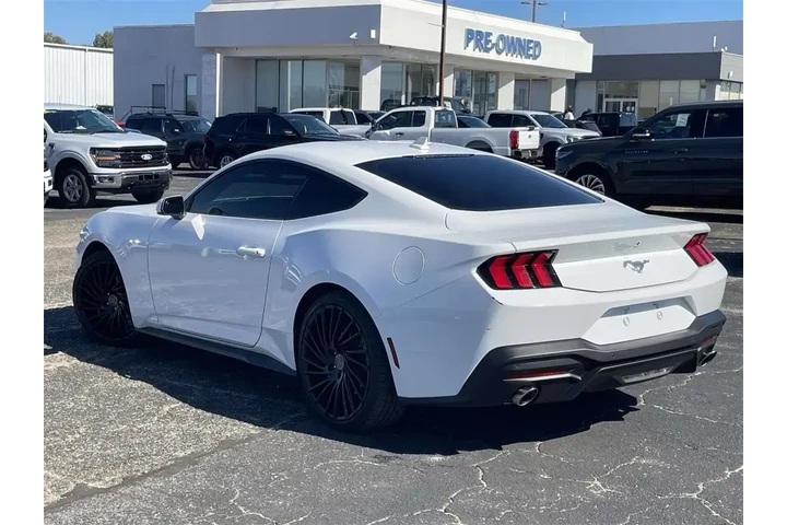 $27499 : Ford Mustang 2024 EcoBoost 2 image 5