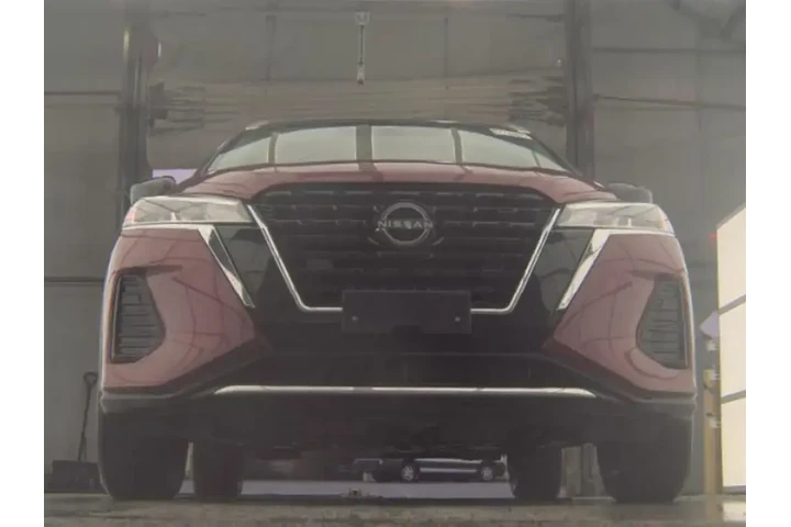 $18223 : Nissan Kicks 2024 SV 4dr Cro image 3