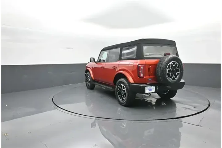 $38904 : Ford Bronco 2023 4x4 Outer B image 5