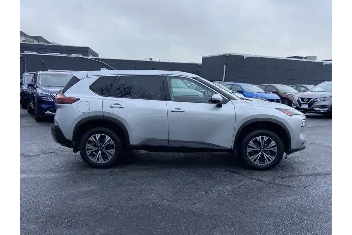 $20900 : Nissan Rogue 2023 AWD SV 4dr image 3