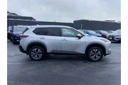 $20900 : Nissan Rogue 2023 AWD SV 4dr thumbnail