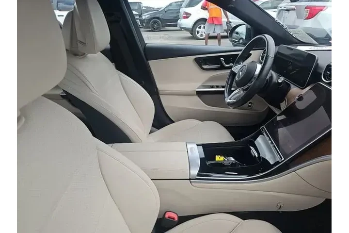 $34988 : Mercedes-Benz C-Class 2022 A image 4